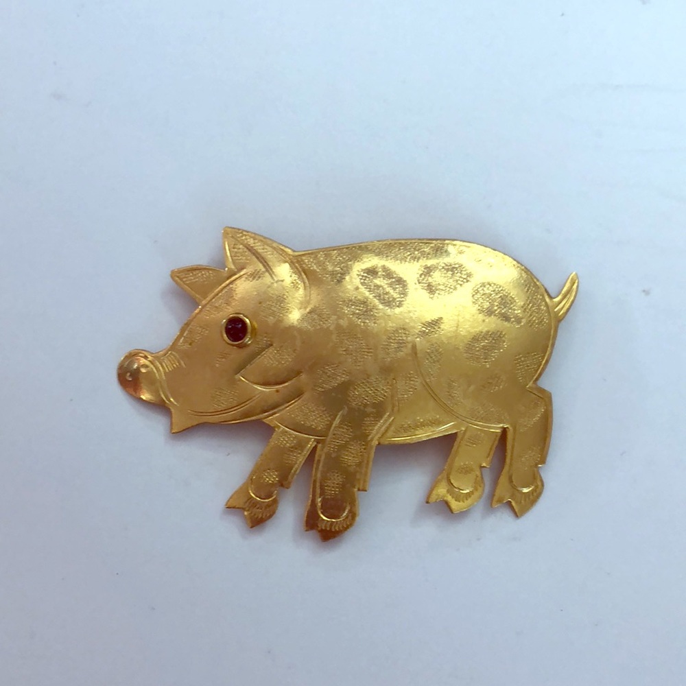 ⭐️4/$20⭐️ Pig Pin